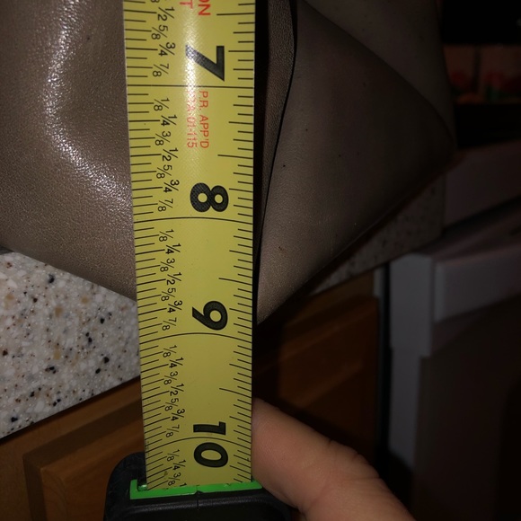 Coach grey leather handbag. - Picture 5 of 10